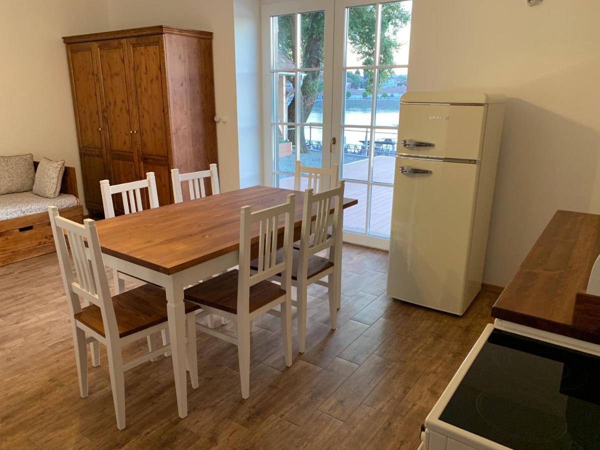 Szazesztendos Reveszhaz Apartman Сигетмоноштор Экстерьер фото