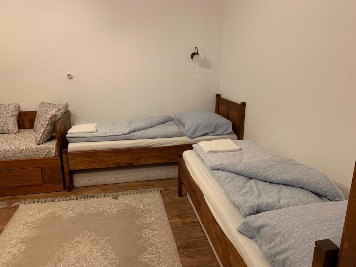 Szazesztendos Reveszhaz Apartman Сигетмоноштор Экстерьер фото