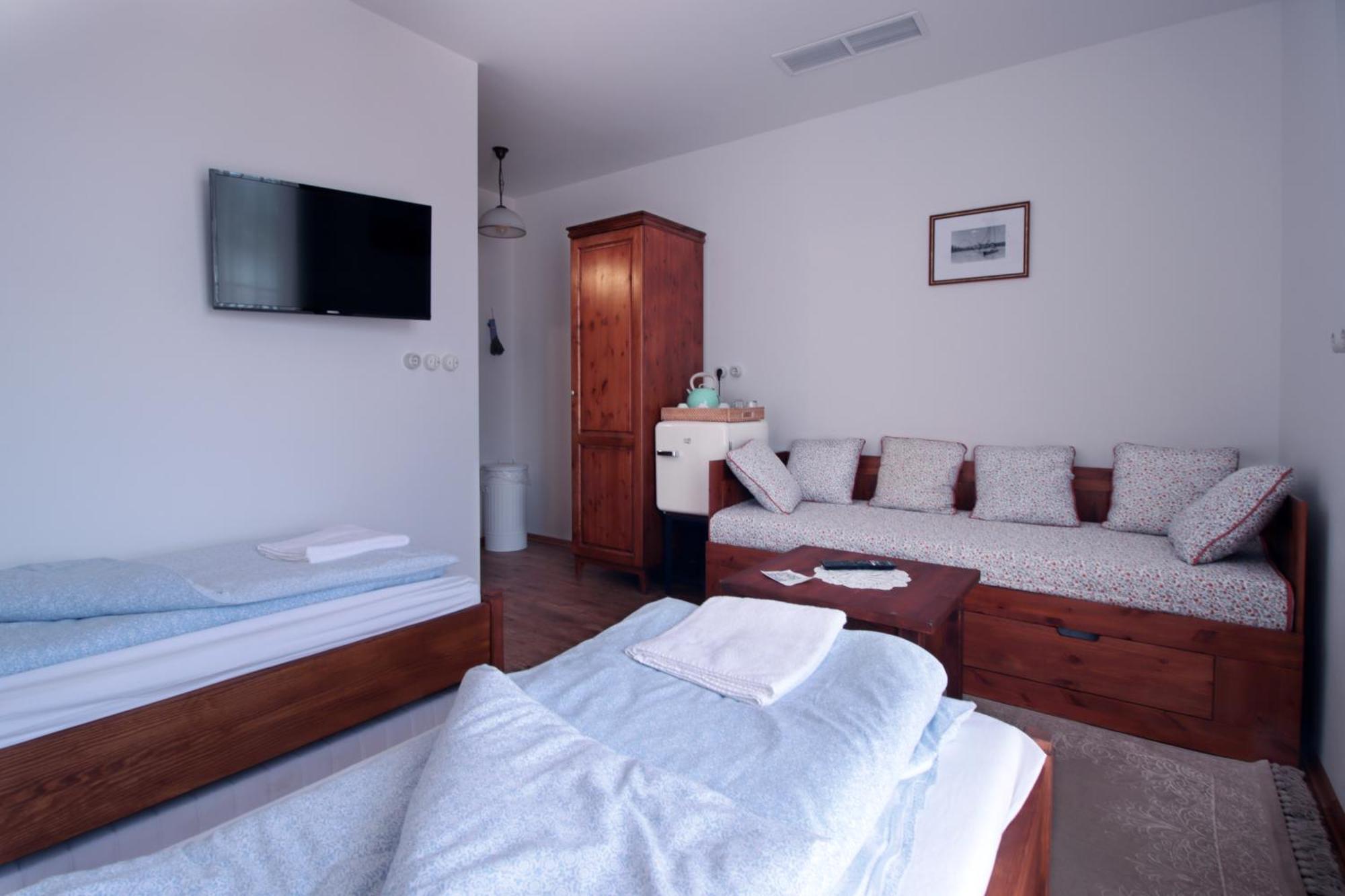 Szazesztendos Reveszhaz Apartman Сигетмоноштор Экстерьер фото